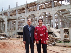 Site visit by MACMA Kelantan Chairman, YB Dato' Haji Anuar Tan (left) and MACMA Kelantan secretary, Johari Yap (right)